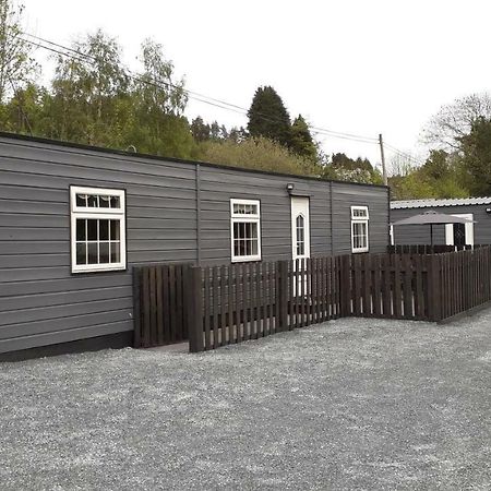 The Cabins Hotel Kirikee Esterno foto